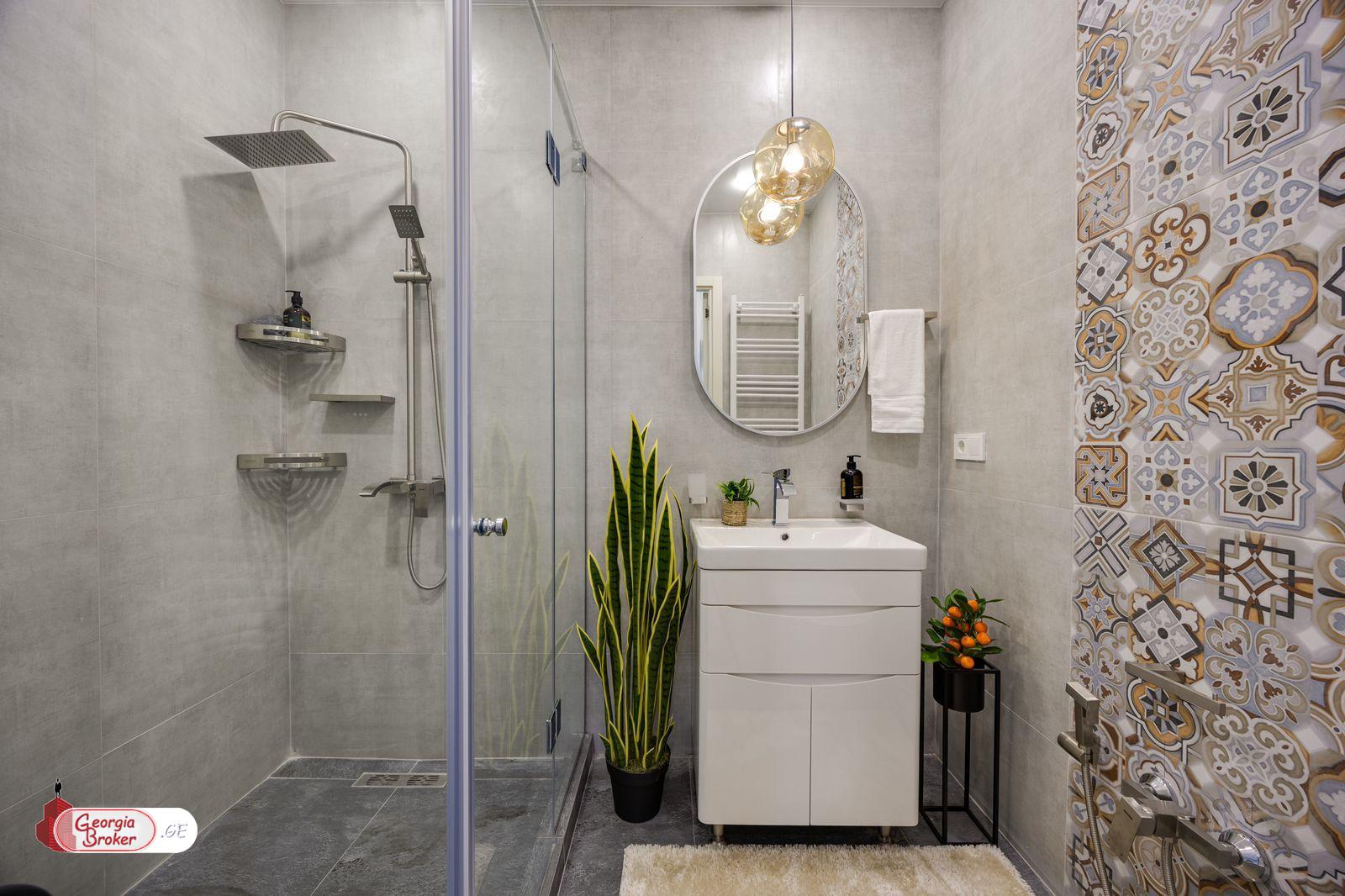 nearly repaired 3-room apartment for sale