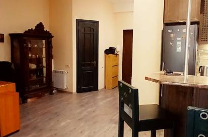 იყიდება ახალი გარემონტებული ბინა