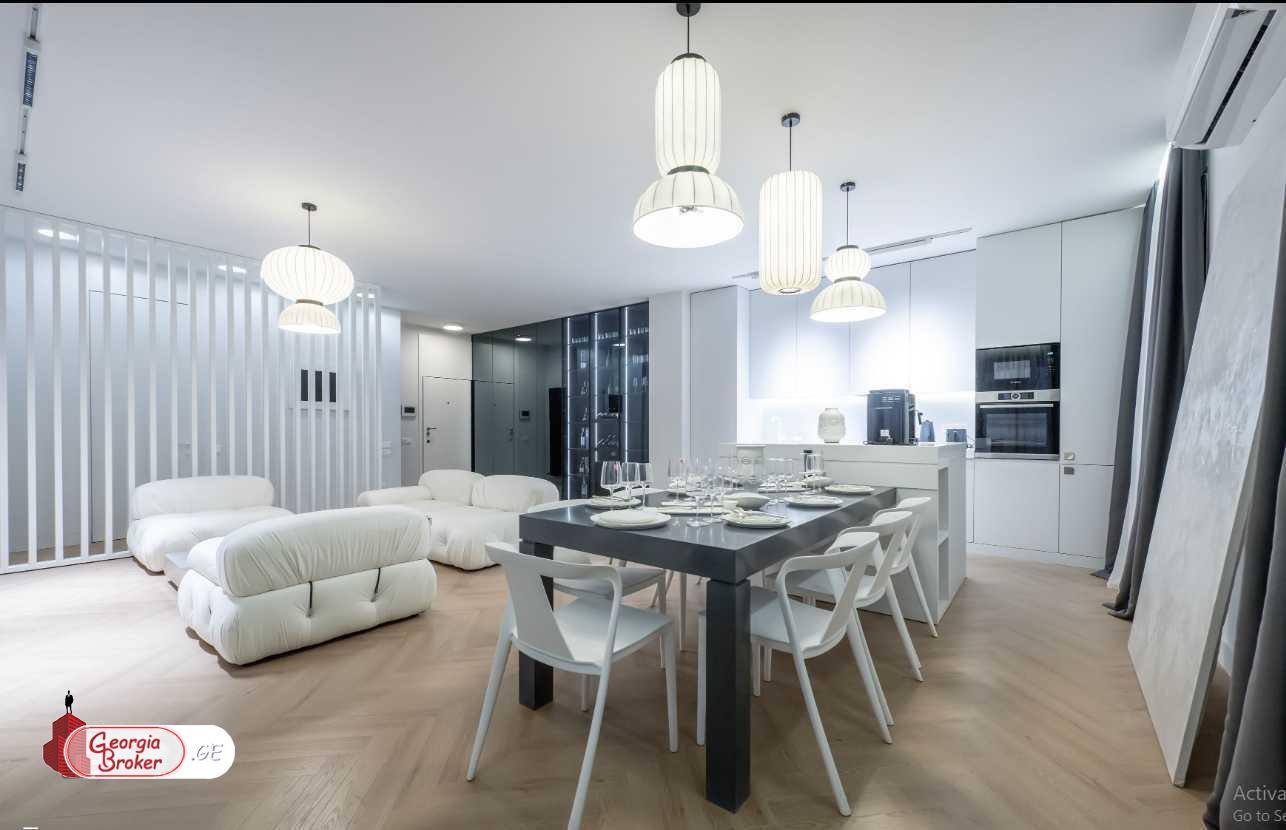 nearly repaired 3-room apartment for sale