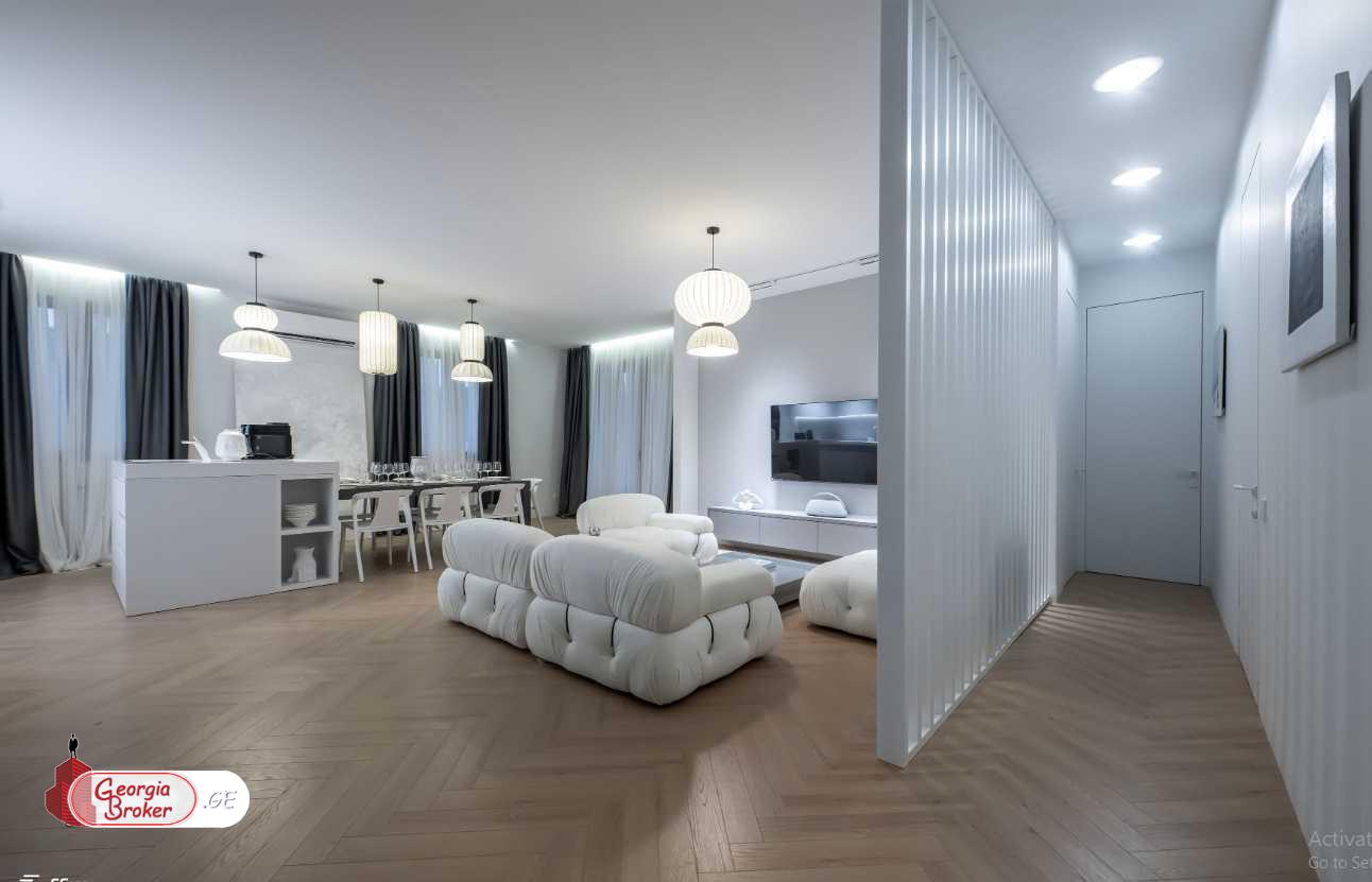 nearly repaired 3-room apartment for sale