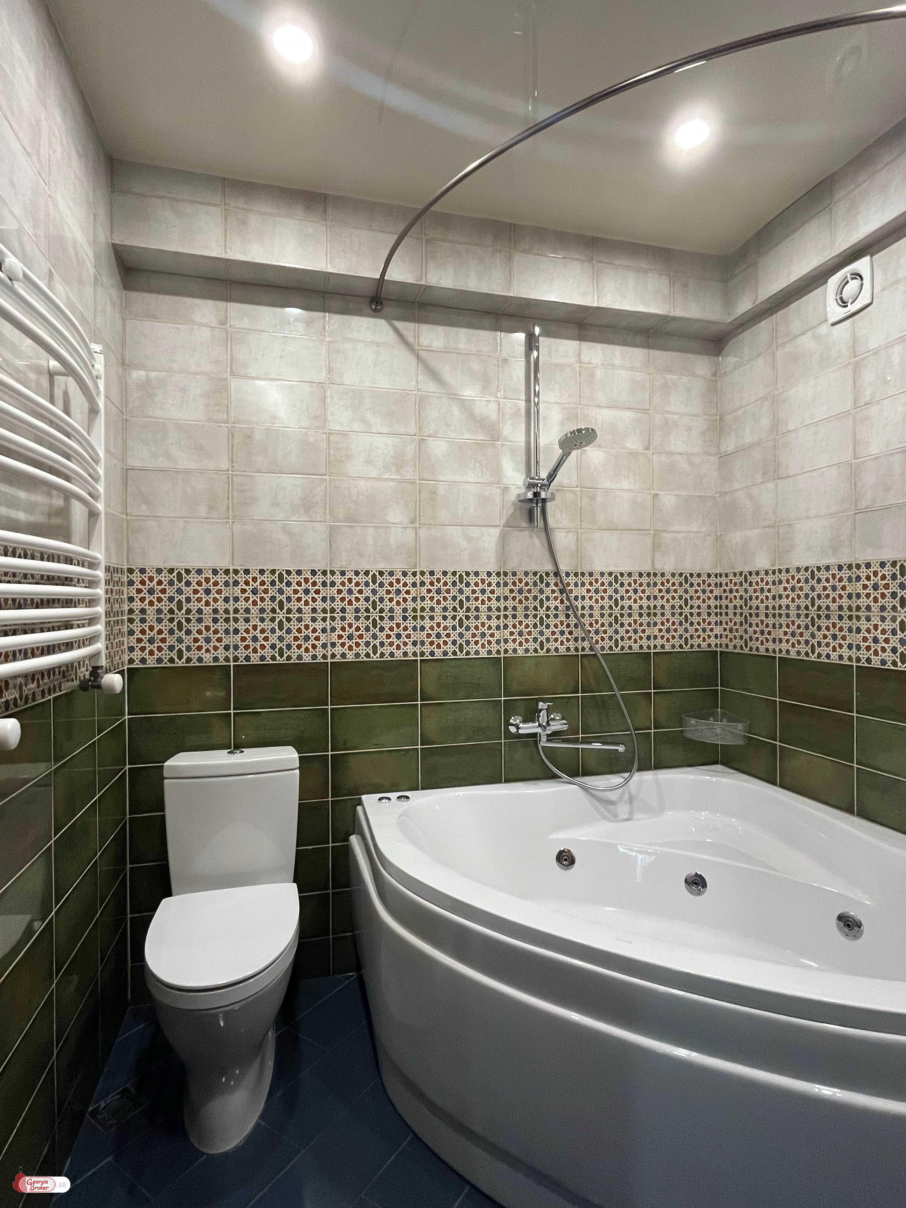 ქირავდება ახალი გარემონტებული 11 ოთახიანი სახლი