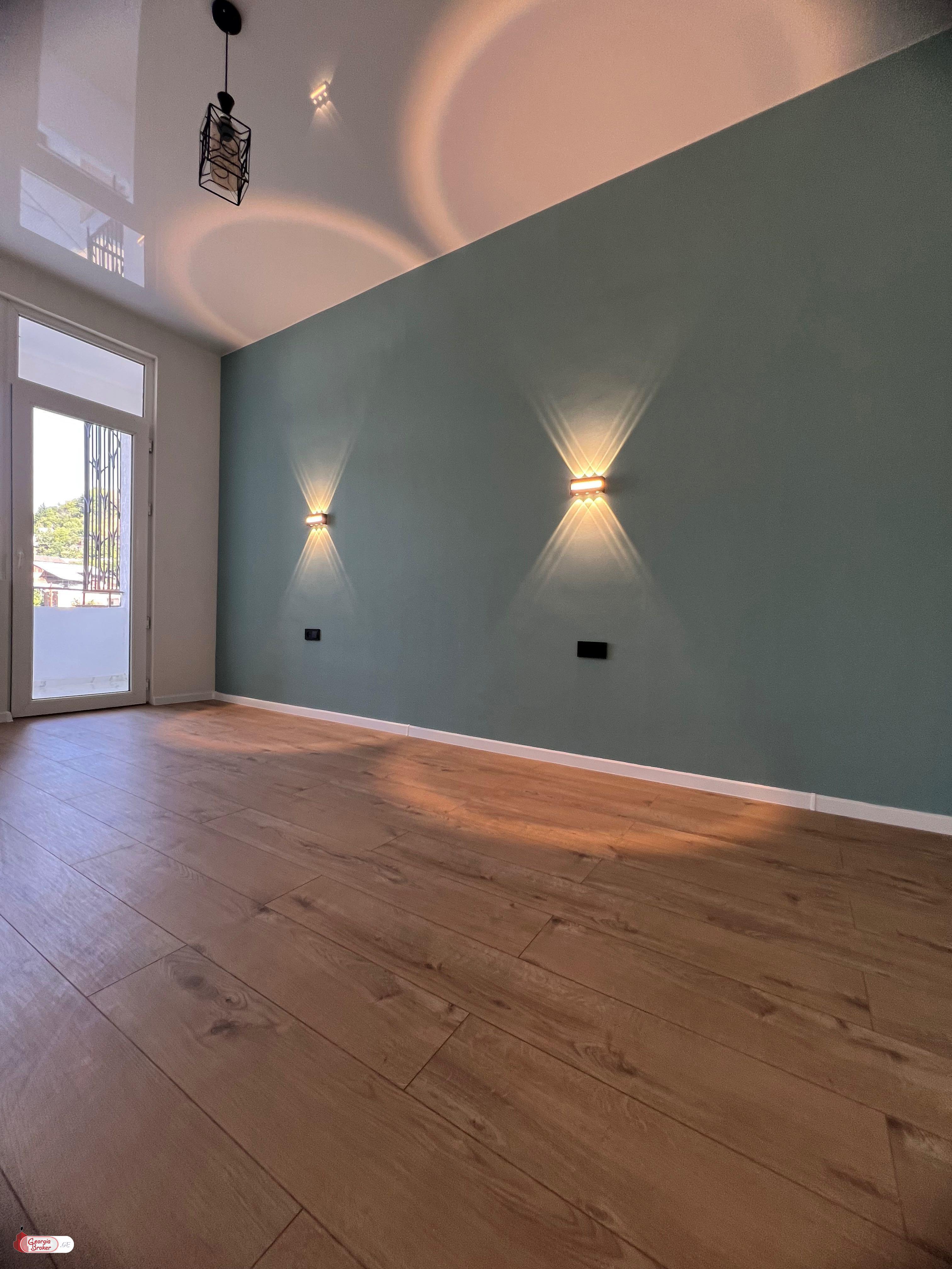 იყიდება ახალი გარემონტებული 4 ოთახიანი ბინა