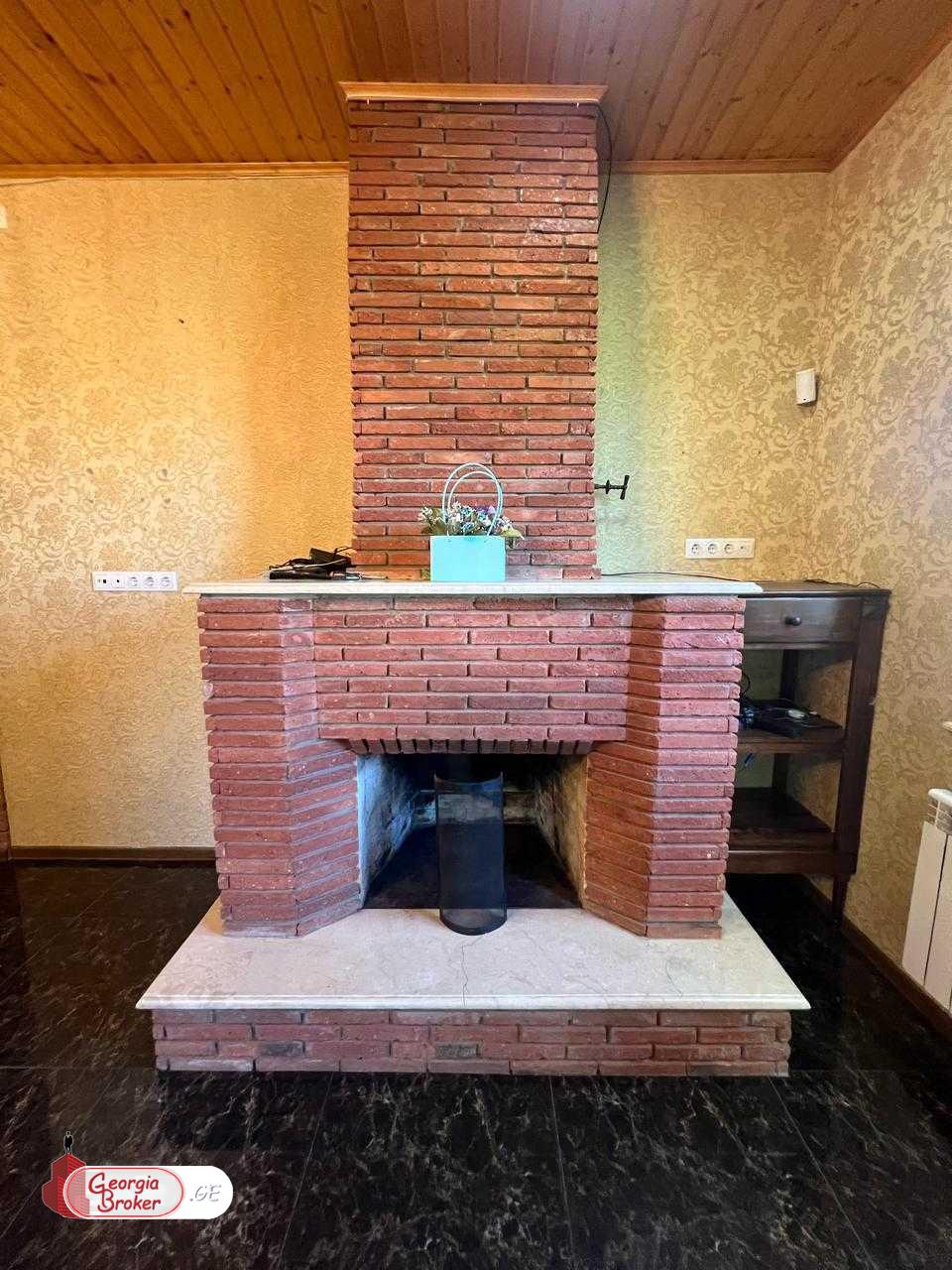 nearly repaired 7-room house for sale