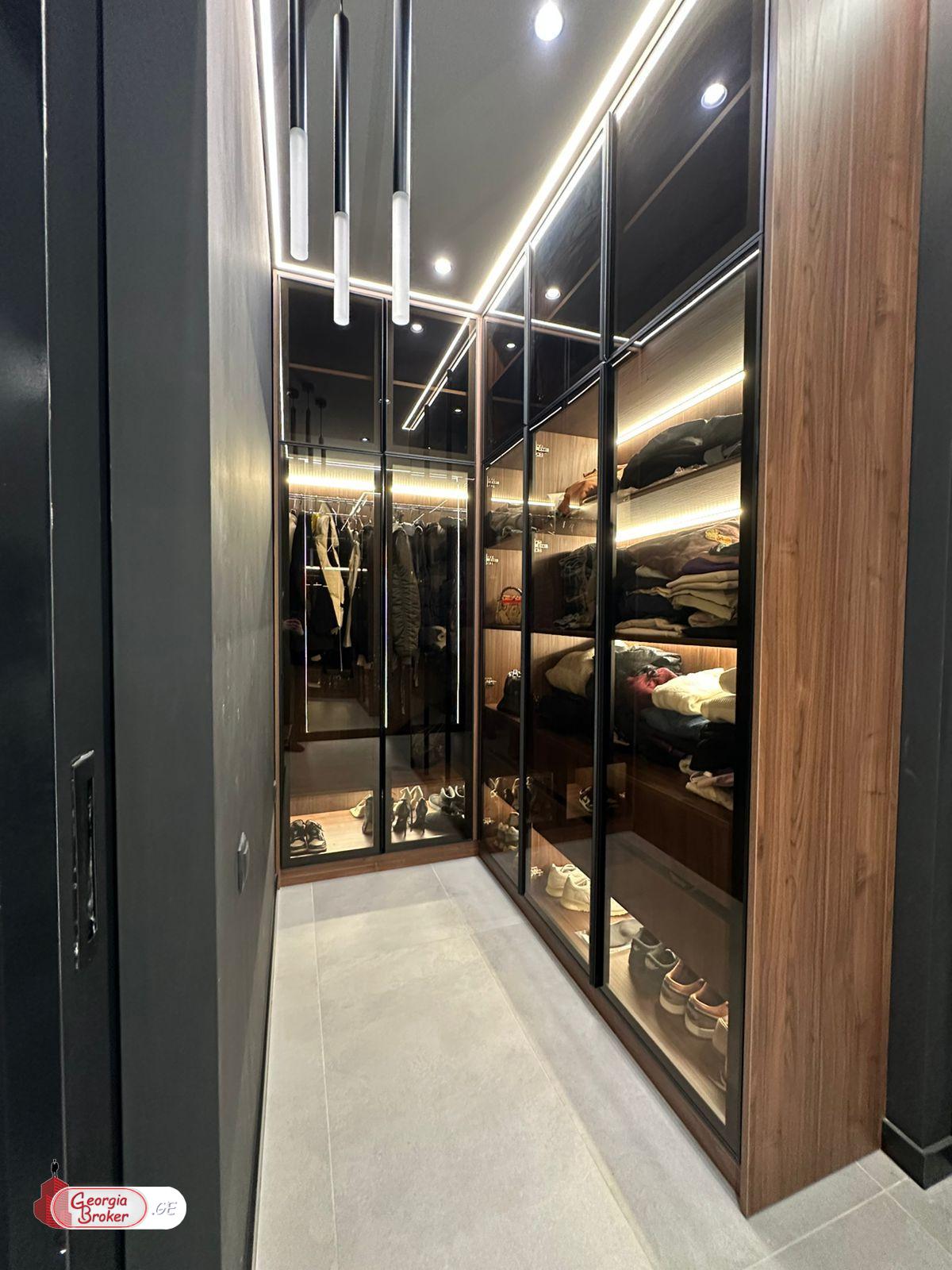 продается квартира с новым ремонтом 2-комнаты