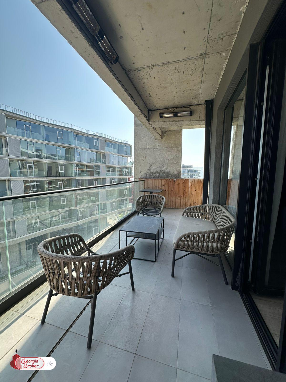 продается квартира с новым ремонтом 2-комнаты