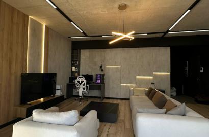 იყიდება ახალი გარემონტებული 2 ოთახიანი ბინა