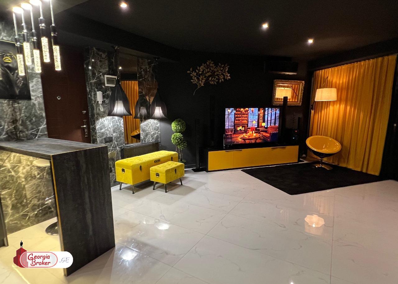 იყიდება ახალი გარემონტებული 4 ოთახიანი ბინა