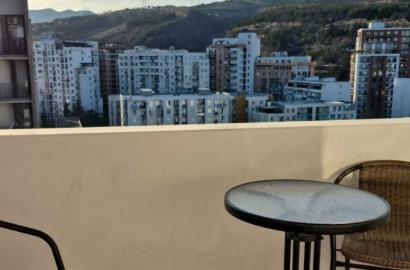 იყიდება ახალი გარემონტებული 3 ოთახიანი ბინა