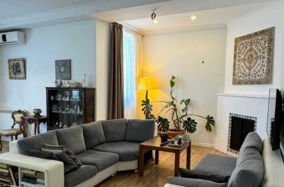 იყიდება ახალი გარემონტებული 7 ოთახიანი ბინა