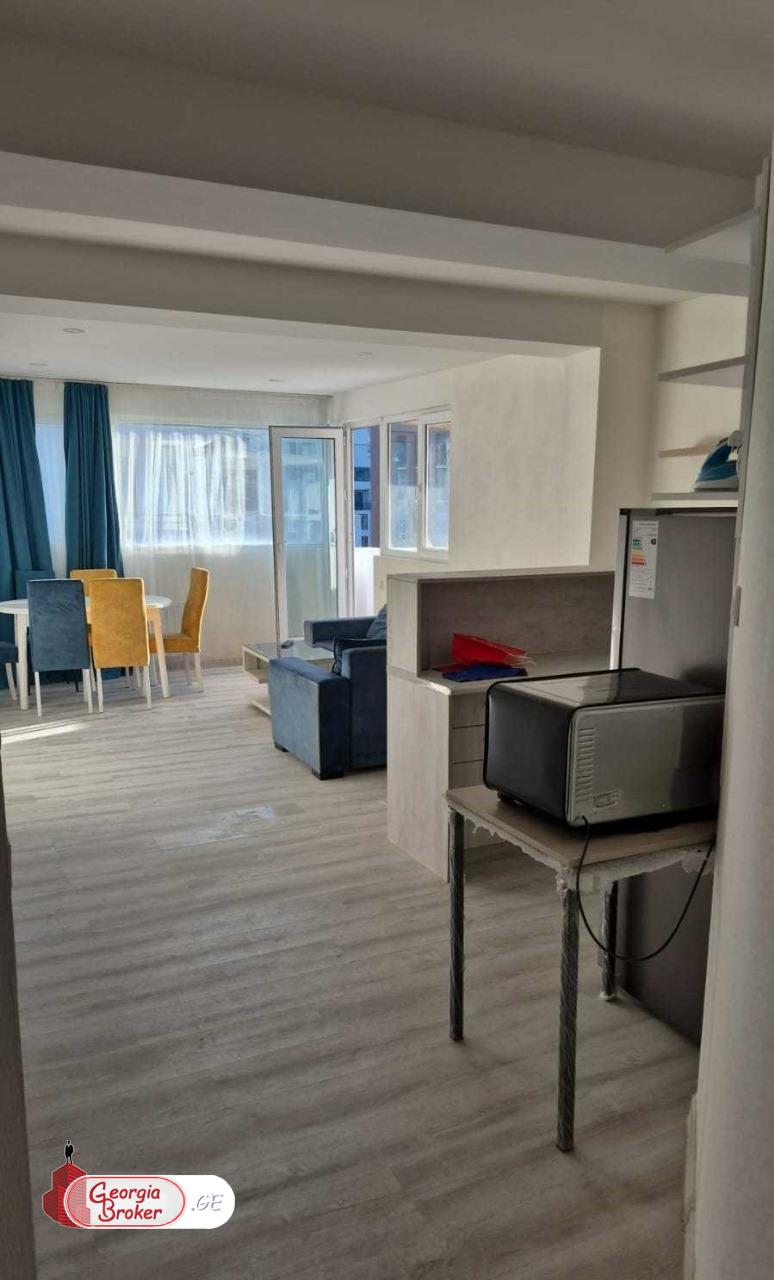 იყიდება ახალი გარემონტებული 3 ოთახიანი ბინა