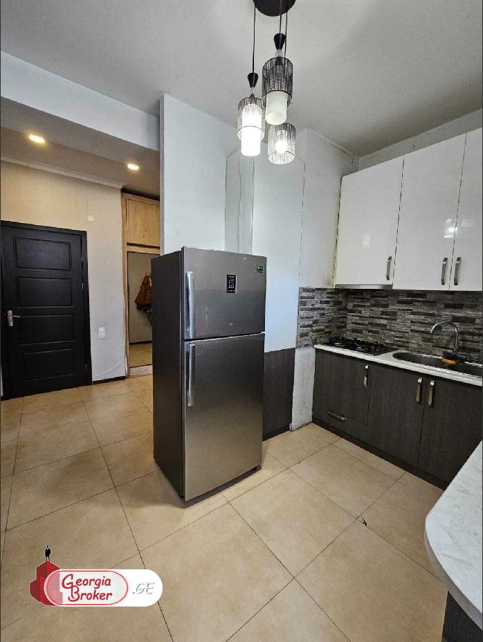 продается квартира с новым ремонтом 2-комнаты