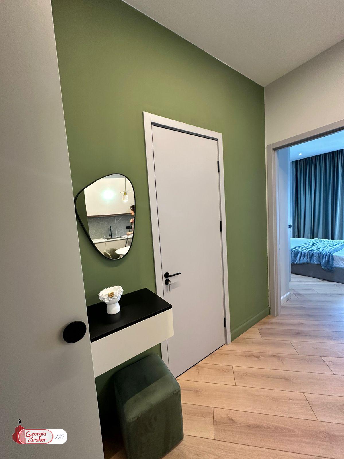 продается квартира с новым ремонтом 2-комнаты