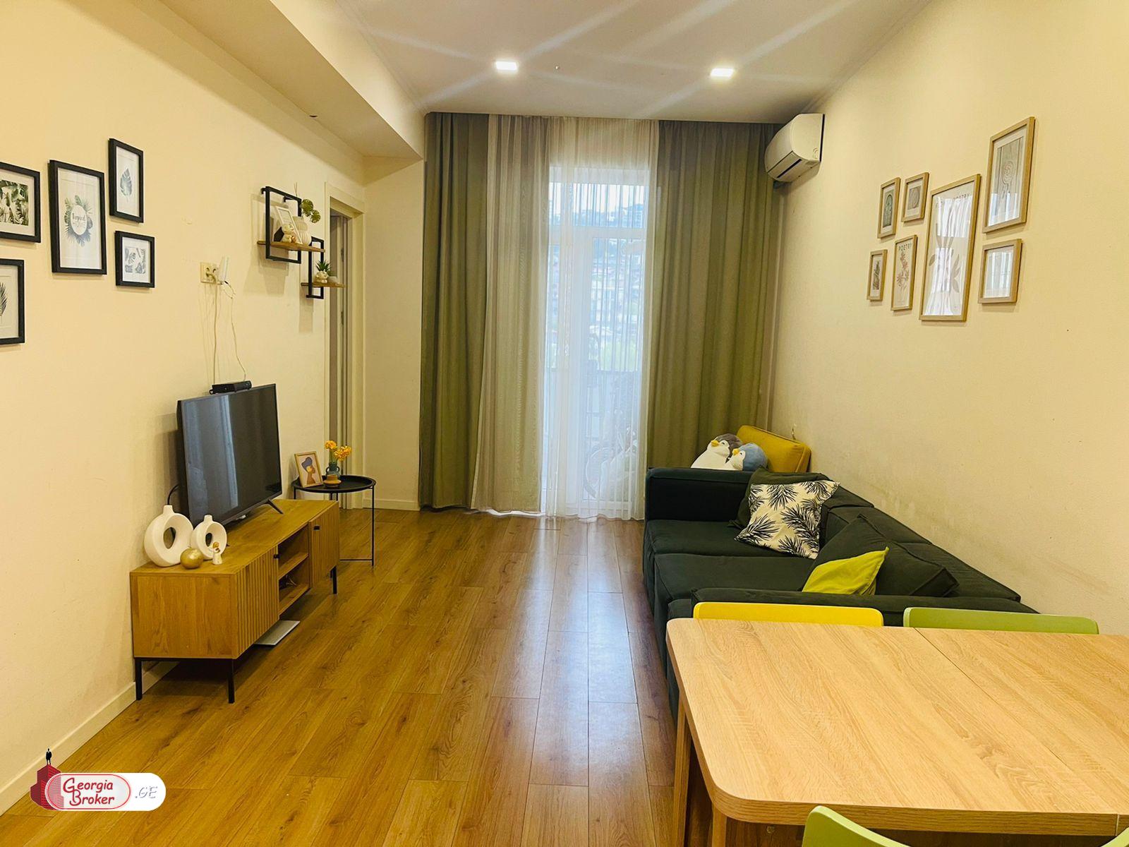 იყიდება ახალი გარემონტებული 3 ოთახიანი ბინა