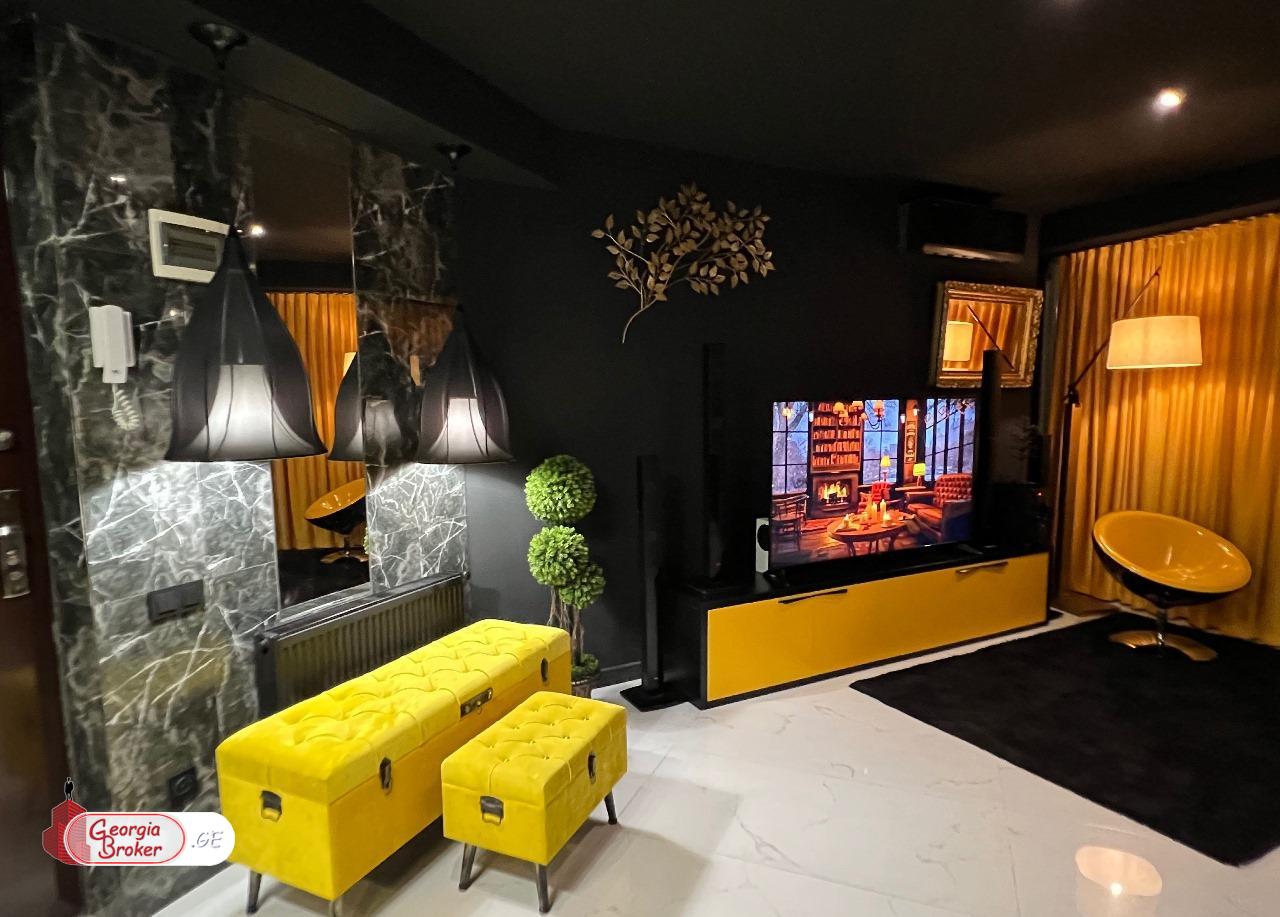 იყიდება ახალი გარემონტებული 4 ოთახიანი ბინა