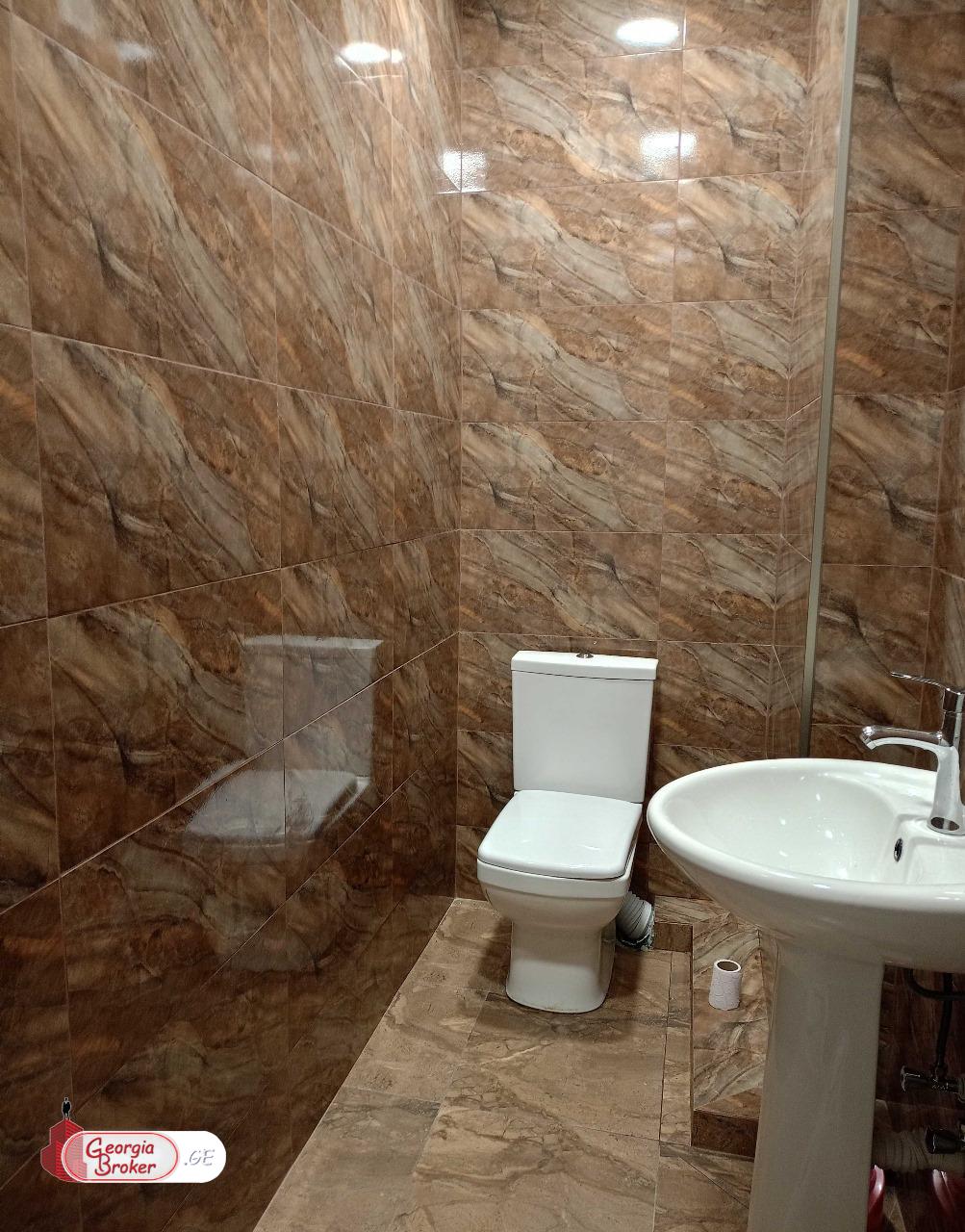 იყიდება ახალი გარემონტებული 3 ოთახიანი ბინა