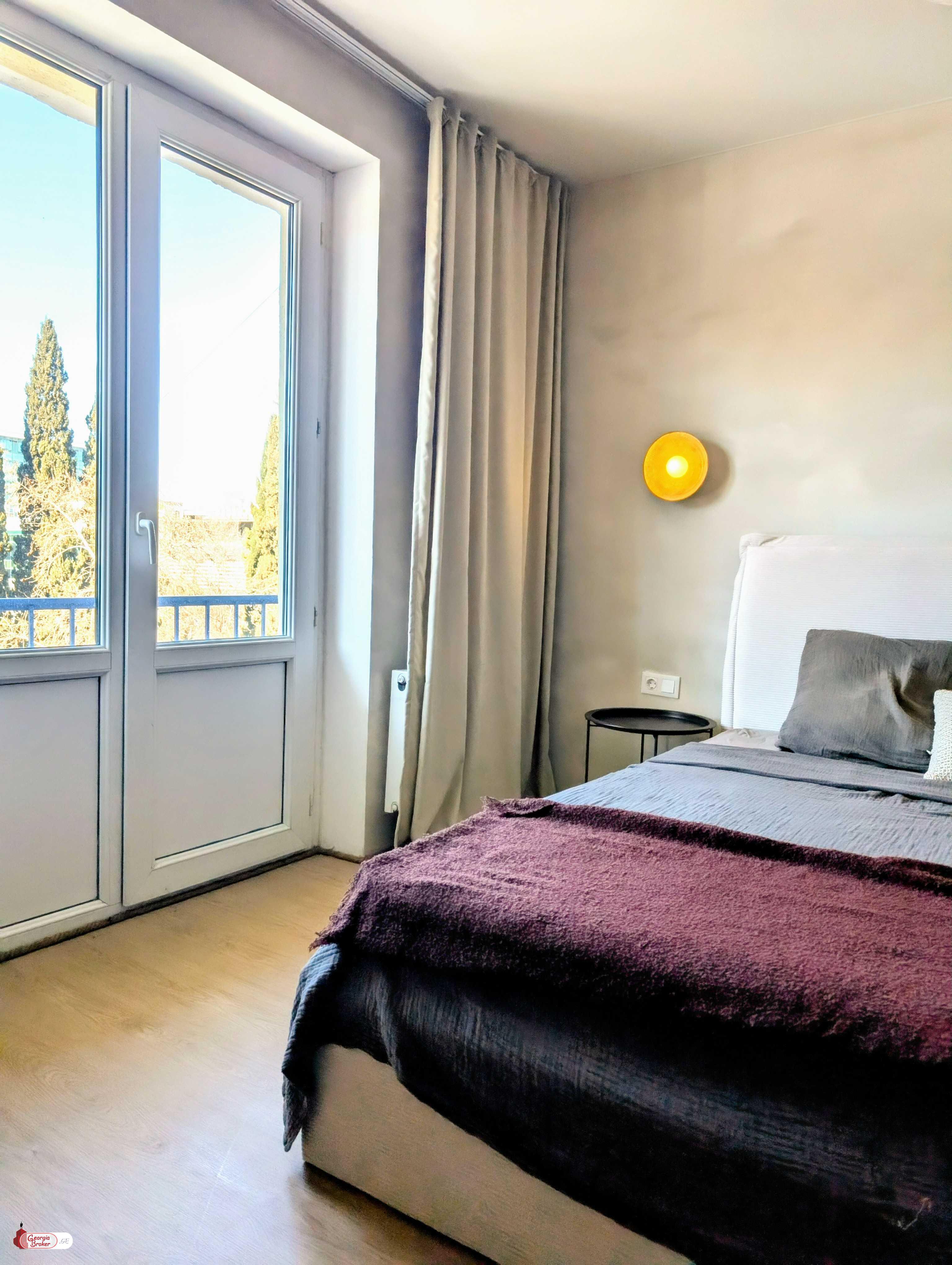 იყიდება ახალი გარემონტებული 3 ოთახიანი ბინა