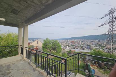 продается дом новостройка 6-комнат