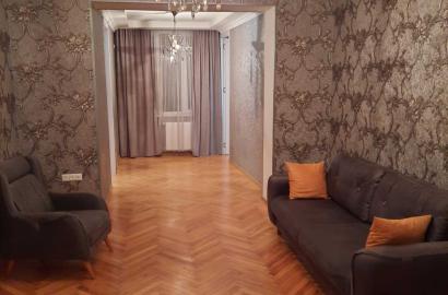 იყიდება ახალი გარემონტებული 4 ოთახიანი ბინა