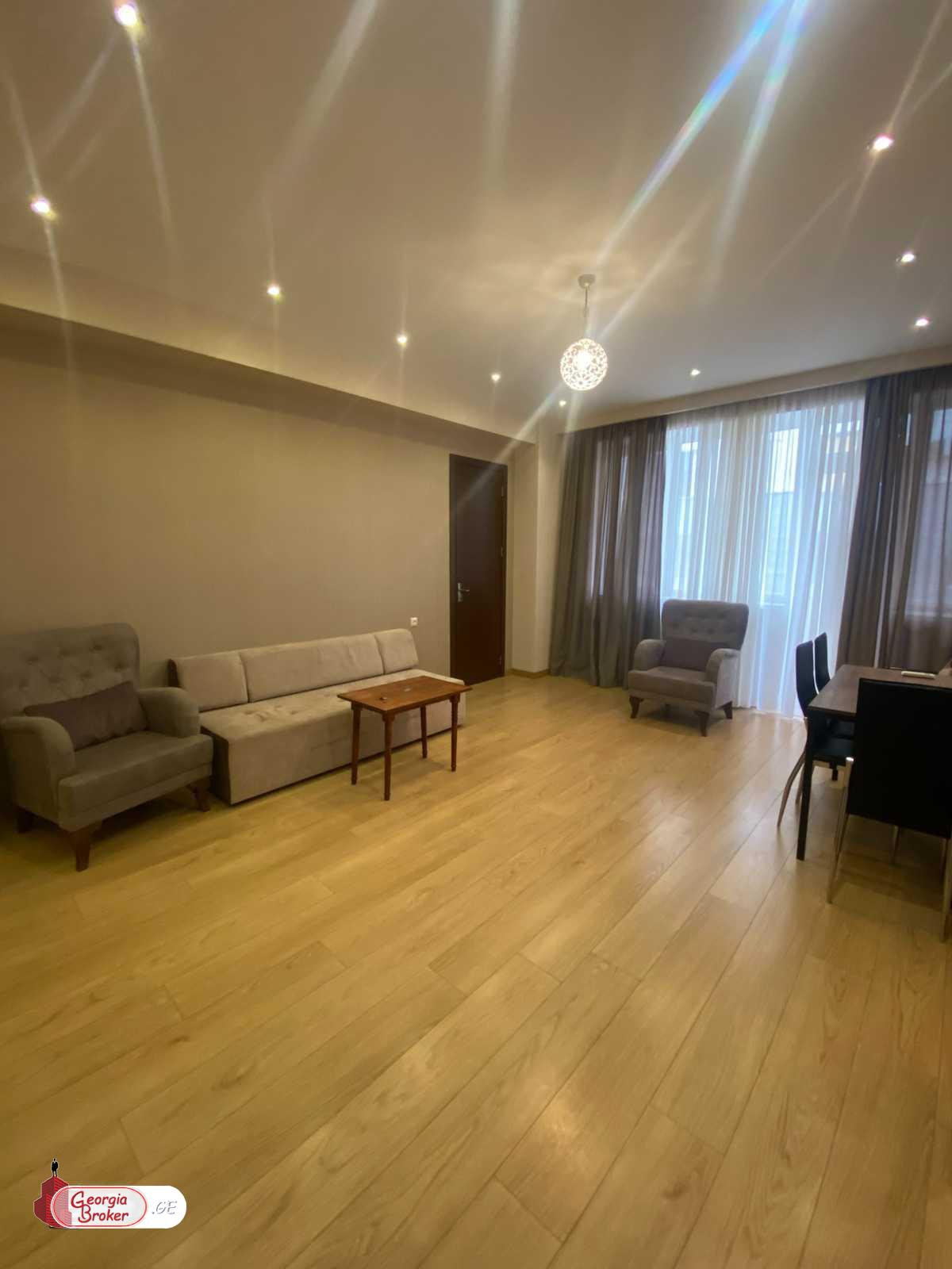 იყიდება ახალი გარემონტებული 4 ოთახიანი ბინა