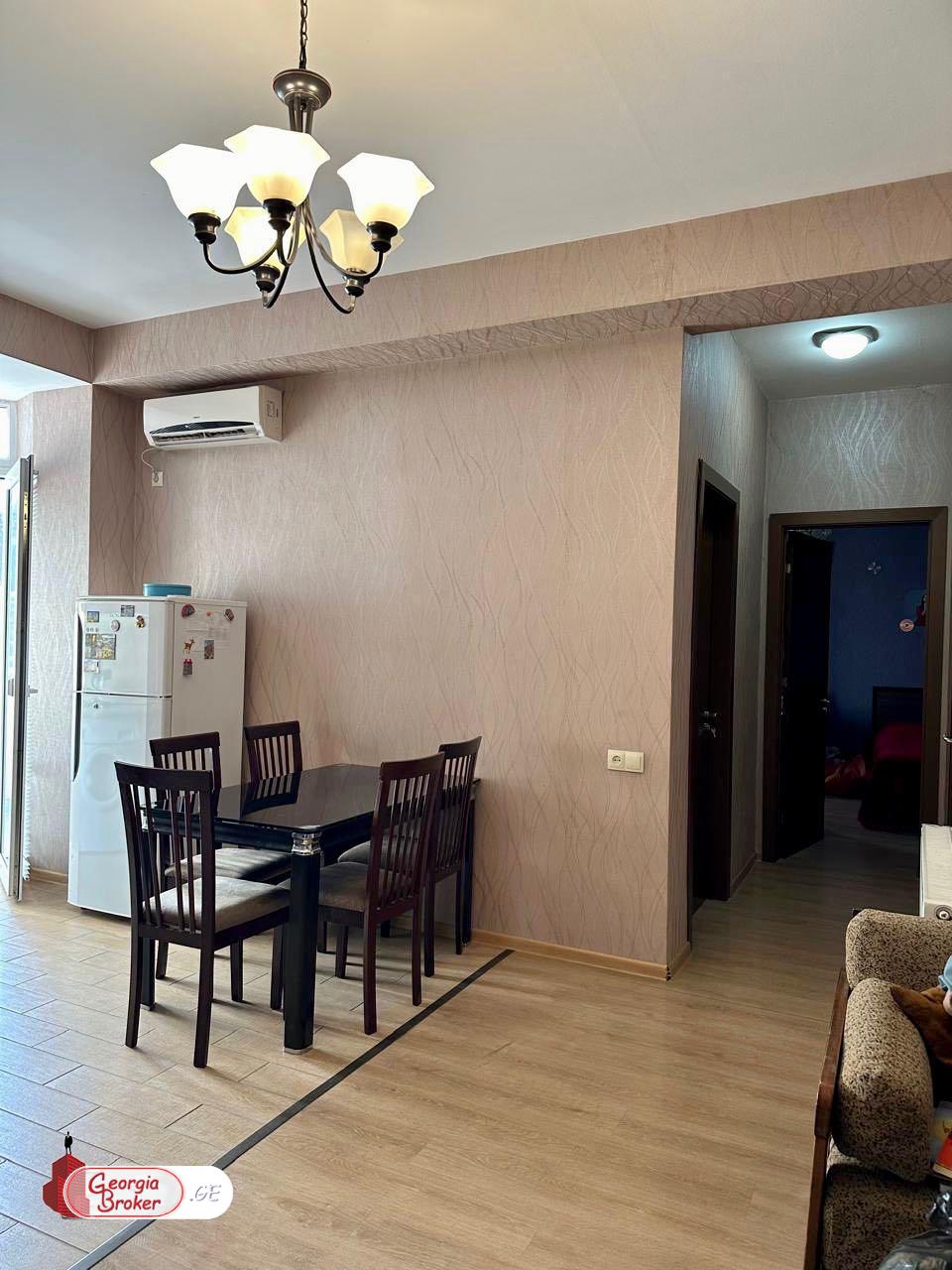 იყიდება ახალი გარემონტებული 3 ოთახიანი ბინა