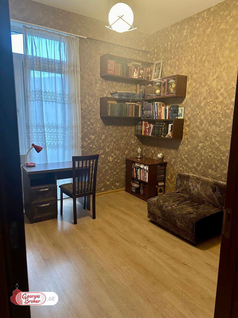 იყიდება ახალი გარემონტებული 3 ოთახიანი ბინა