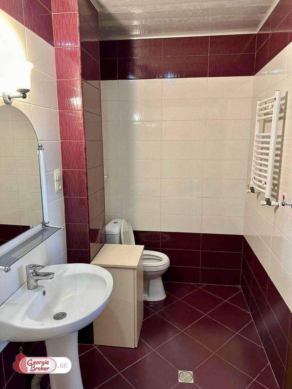 იყიდება ახალი გარემონტებული 3 ოთახიანი ბინა