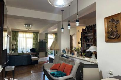 продается квартира с новым ремонтом 3-комнаты