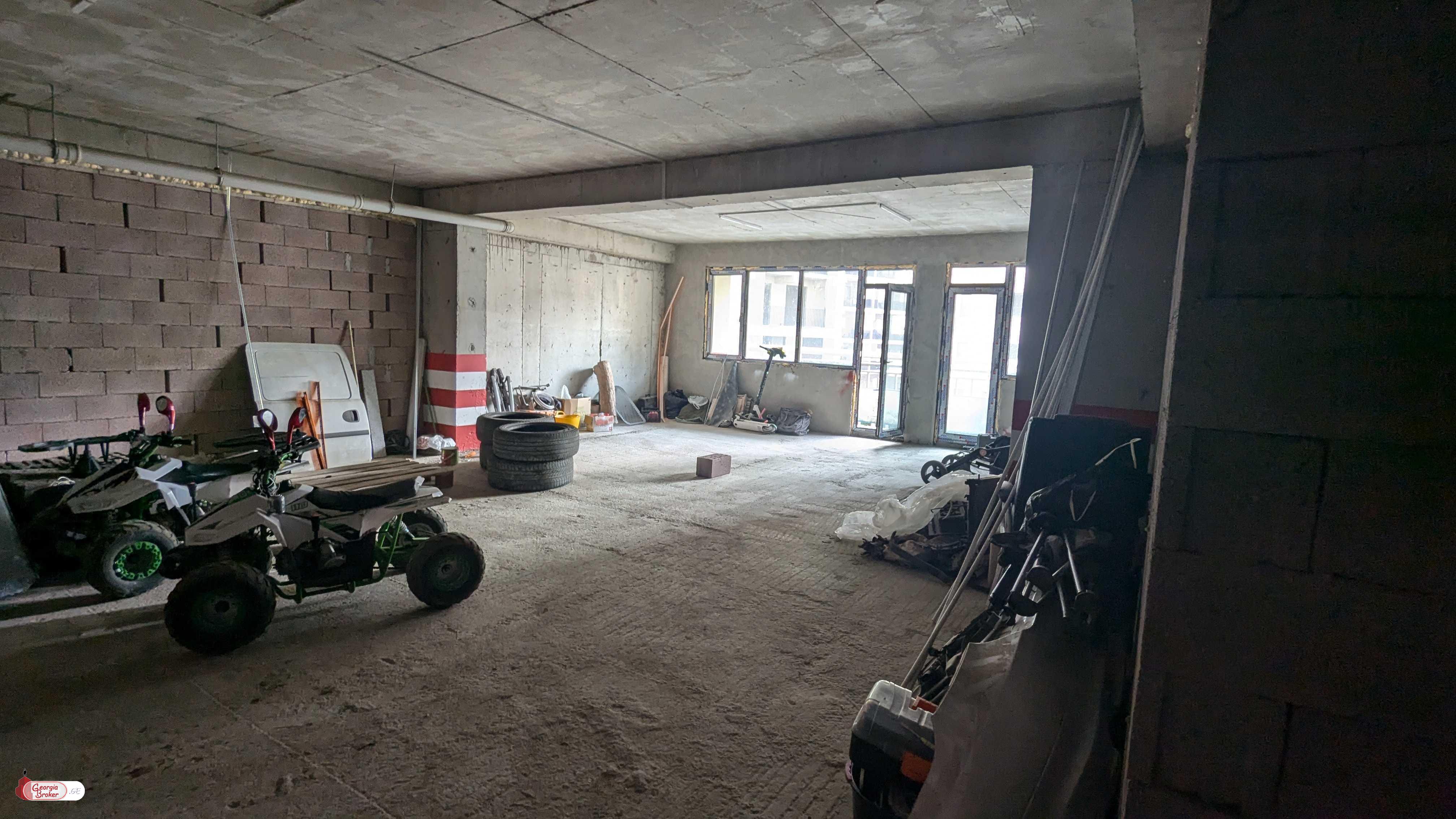 продается квартира с новым ремонтом 3-комнаты