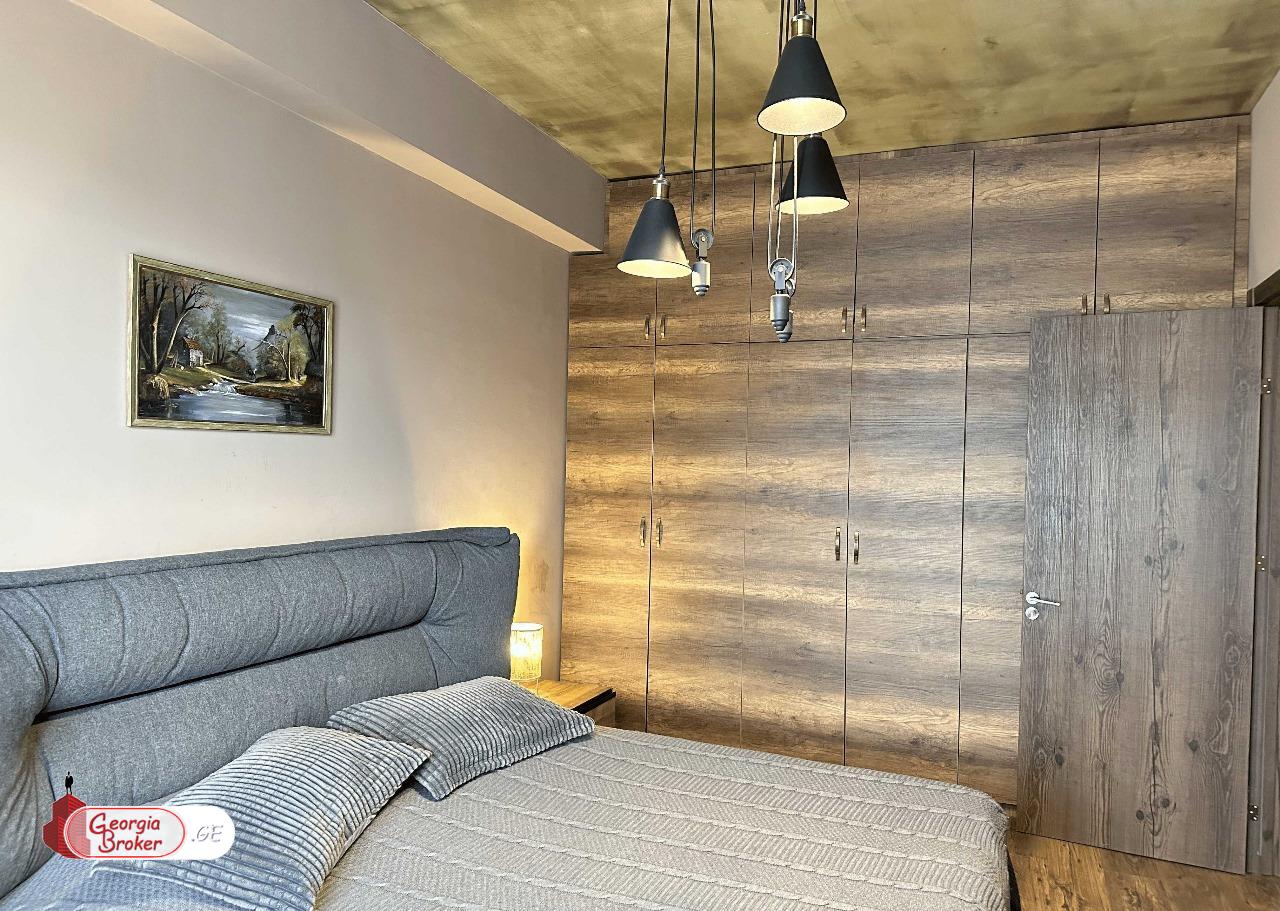 იყიდება ახალი გარემონტებული 3 ოთახიანი ბინა