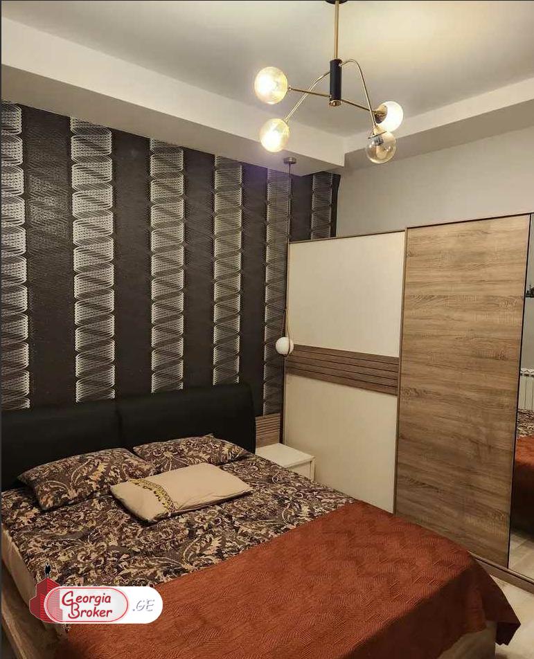 იყიდება ახალი გარემონტებული 4 ოთახიანი ბინა