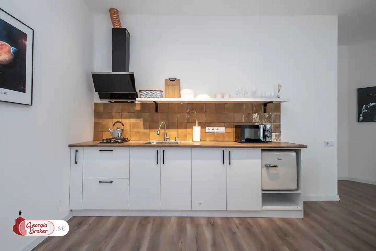 იყიდება ახალი გარემონტებული 2 ოთახიანი ბინა