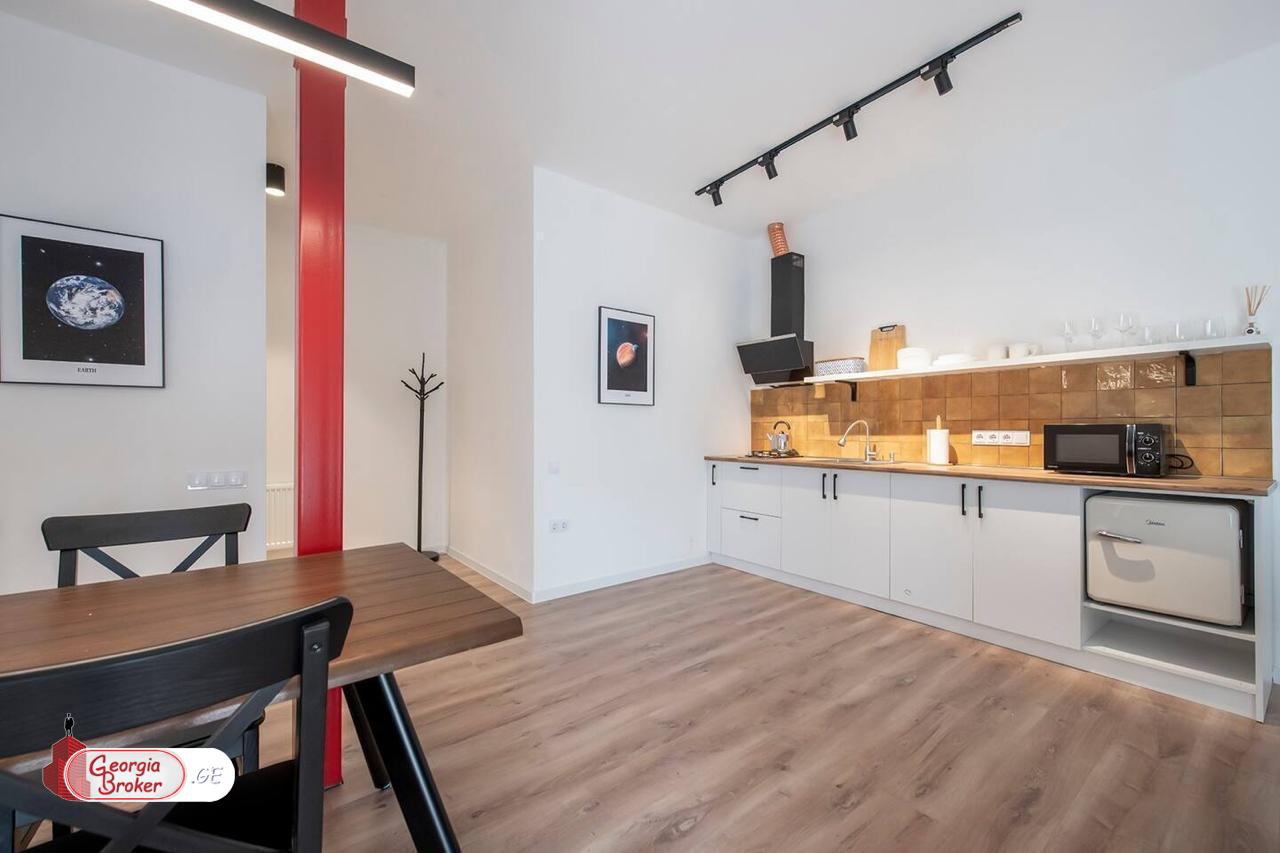 იყიდება ახალი გარემონტებული 2 ოთახიანი ბინა