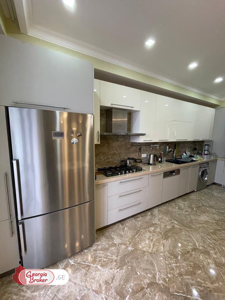 nearly repaired 4-room apartment for sale