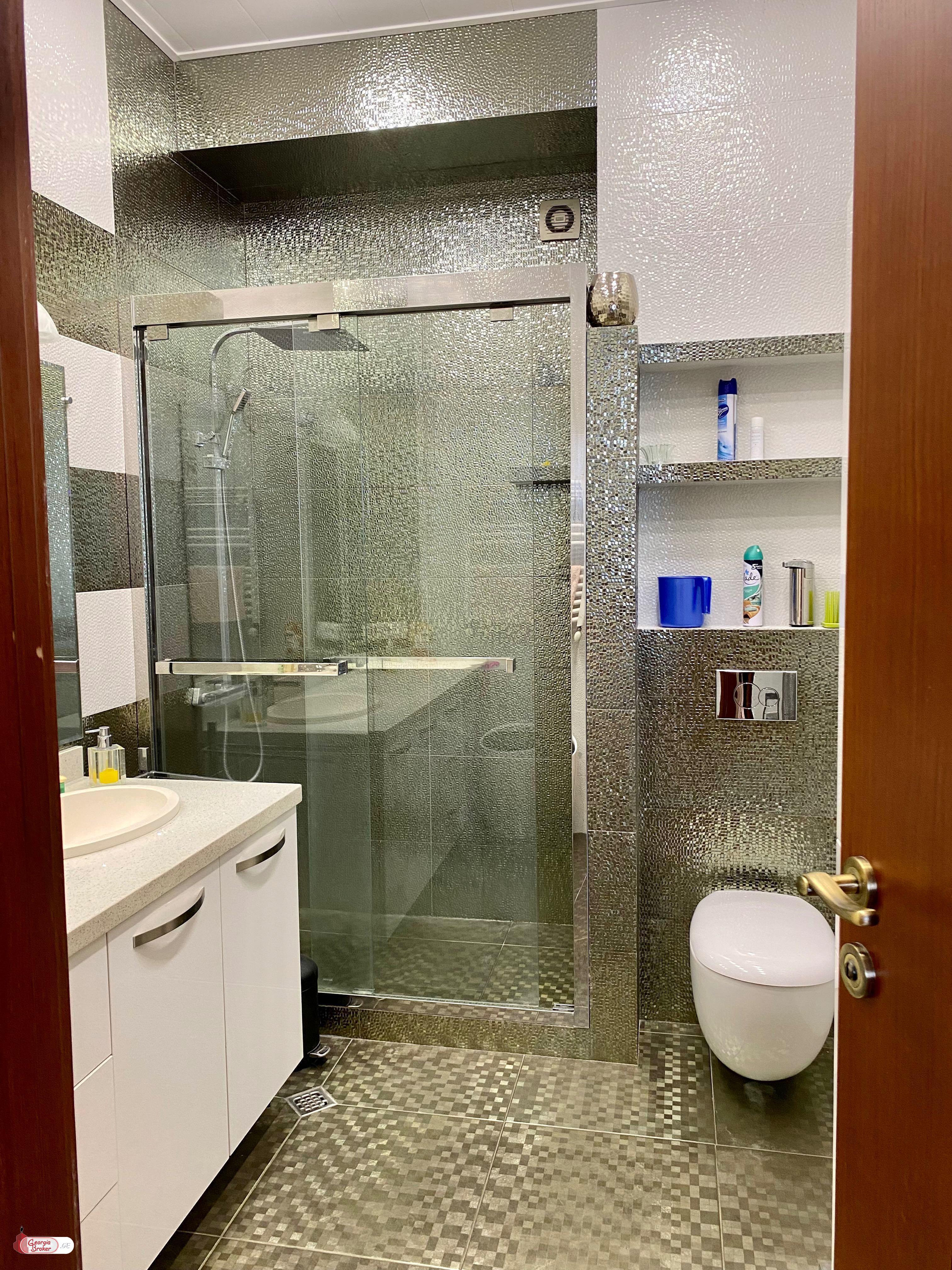 nearly repaired 4-room apartment for sale