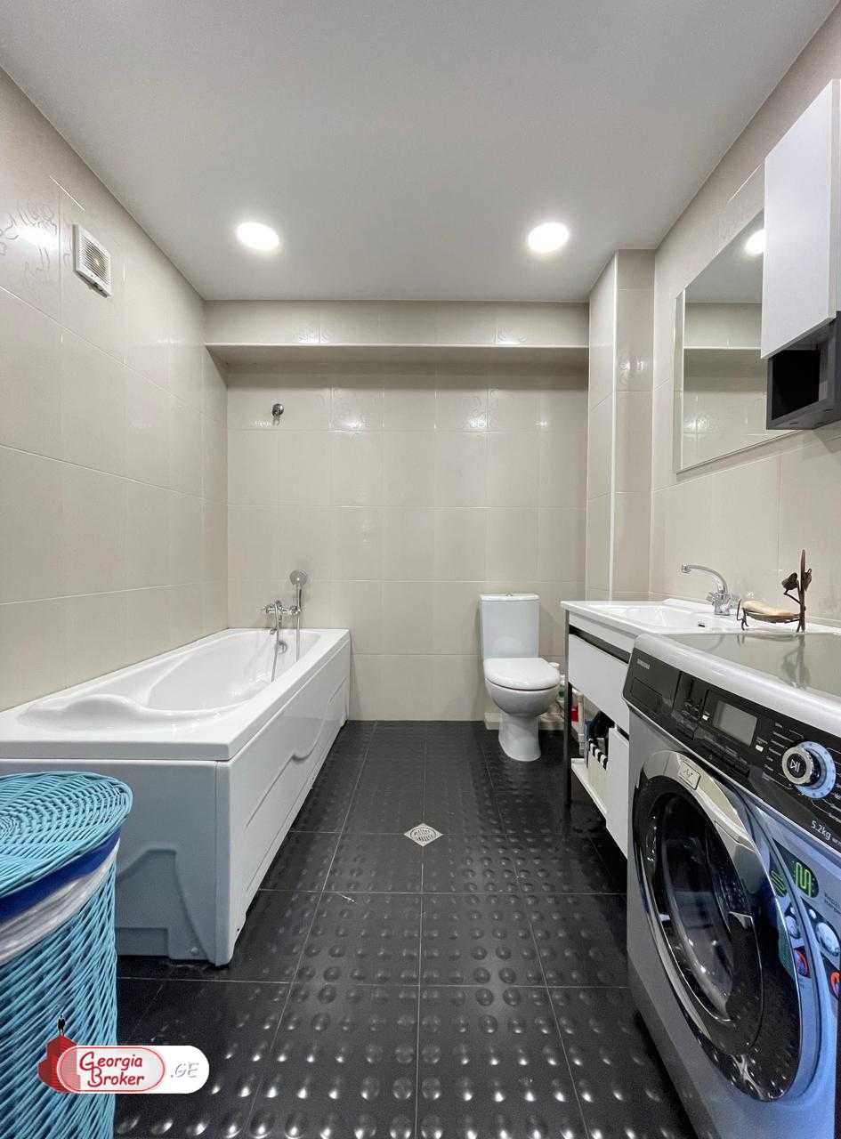 იყიდება ახალი გარემონტებული 3 ოთახიანი ბინა