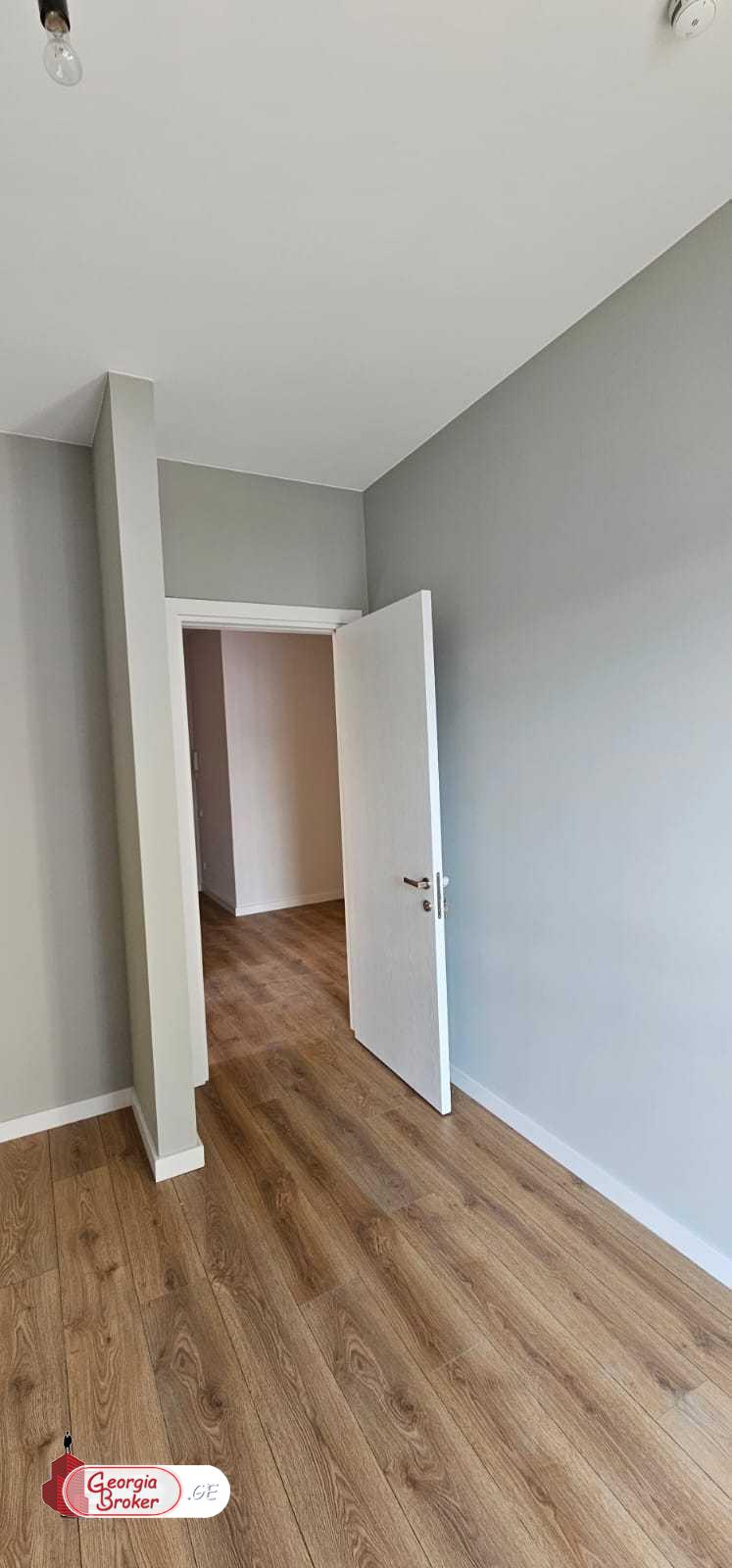 იყიდება ახალი გარემონტებული 3 ოთახიანი ბინა