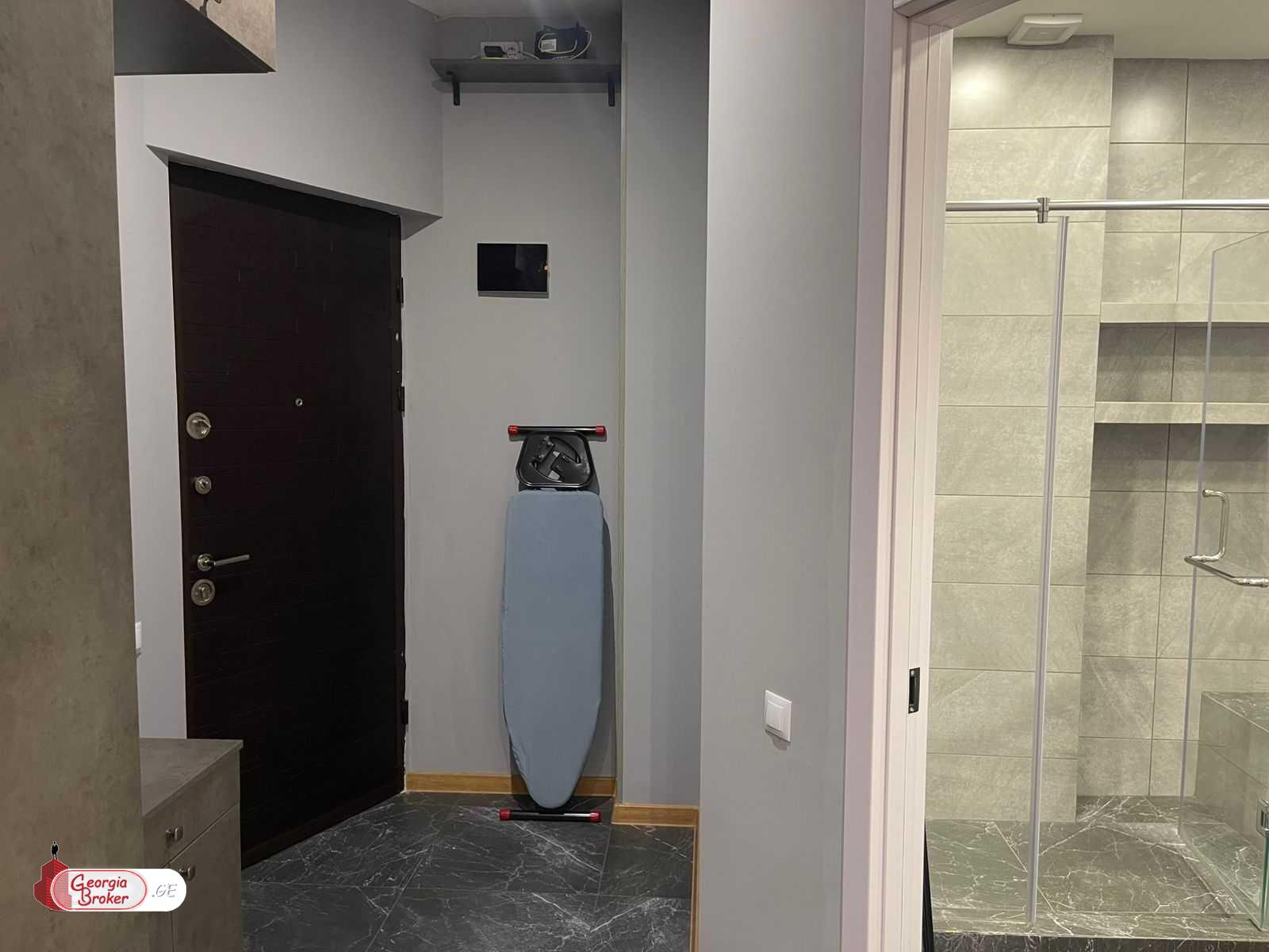 nearly repaired 2-room apartment for sale