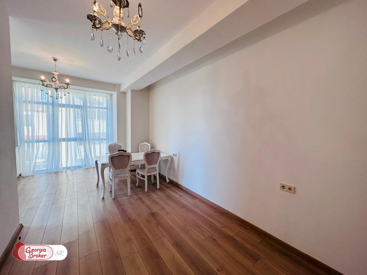 nearly repaired 2-room apartment for sale