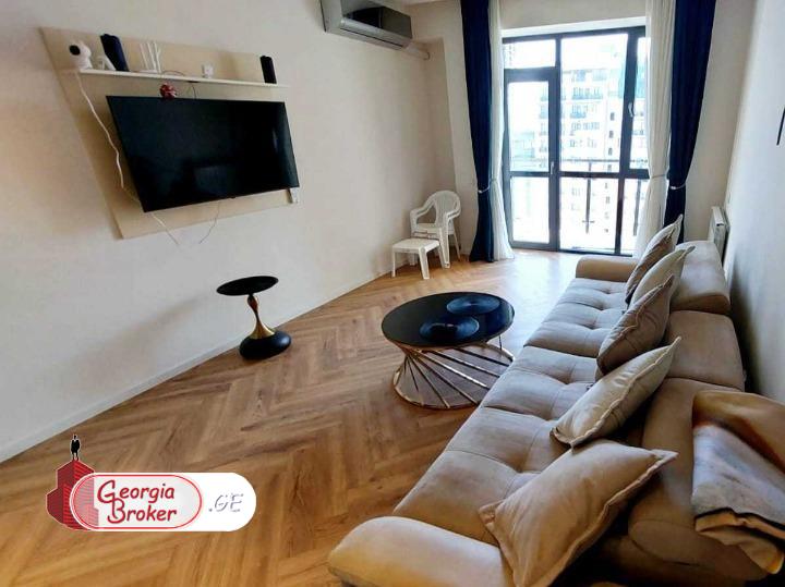 nearly repaired 3-room apartment for sale