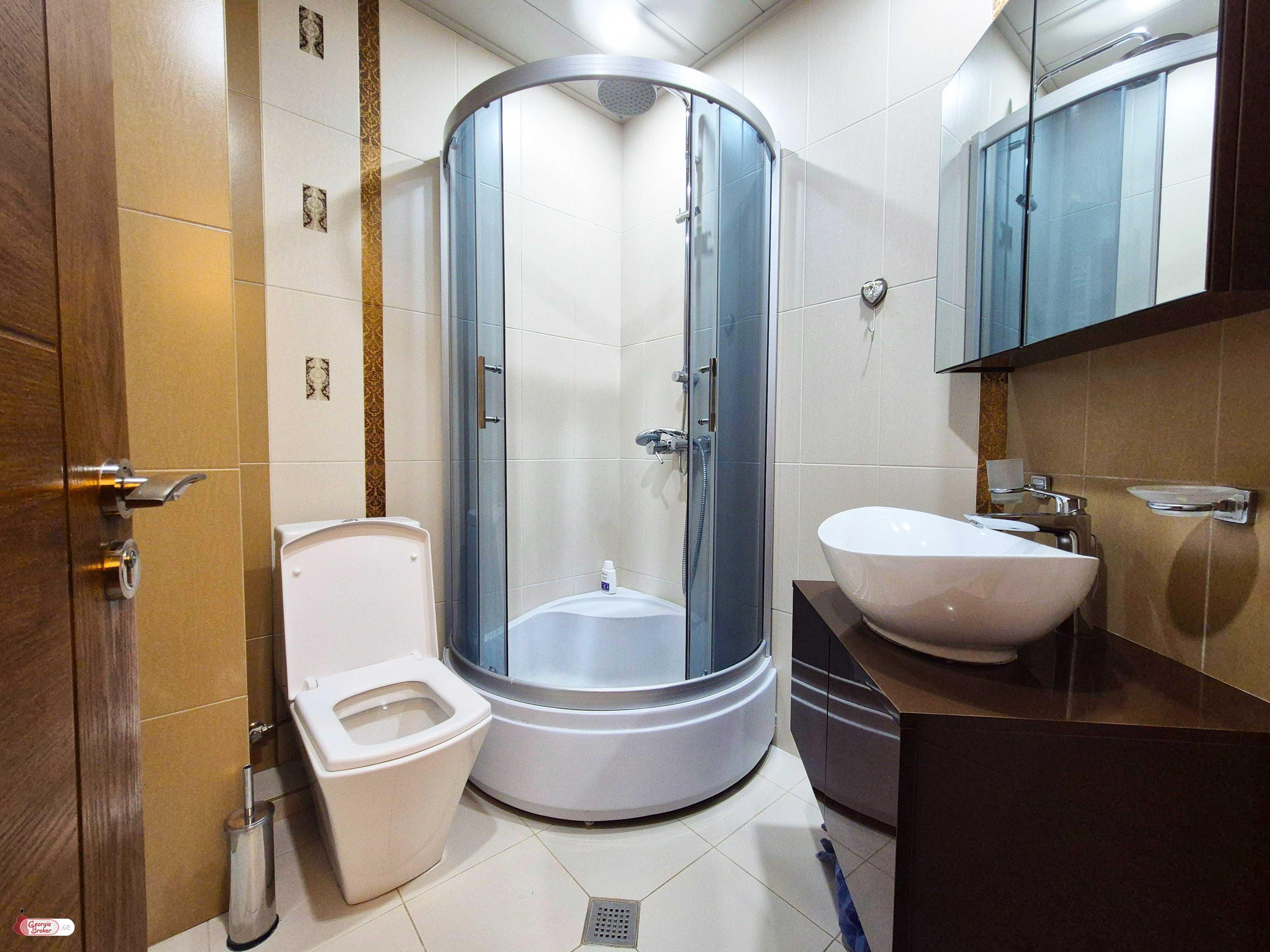 nearly repaired 3-room apartment for sale