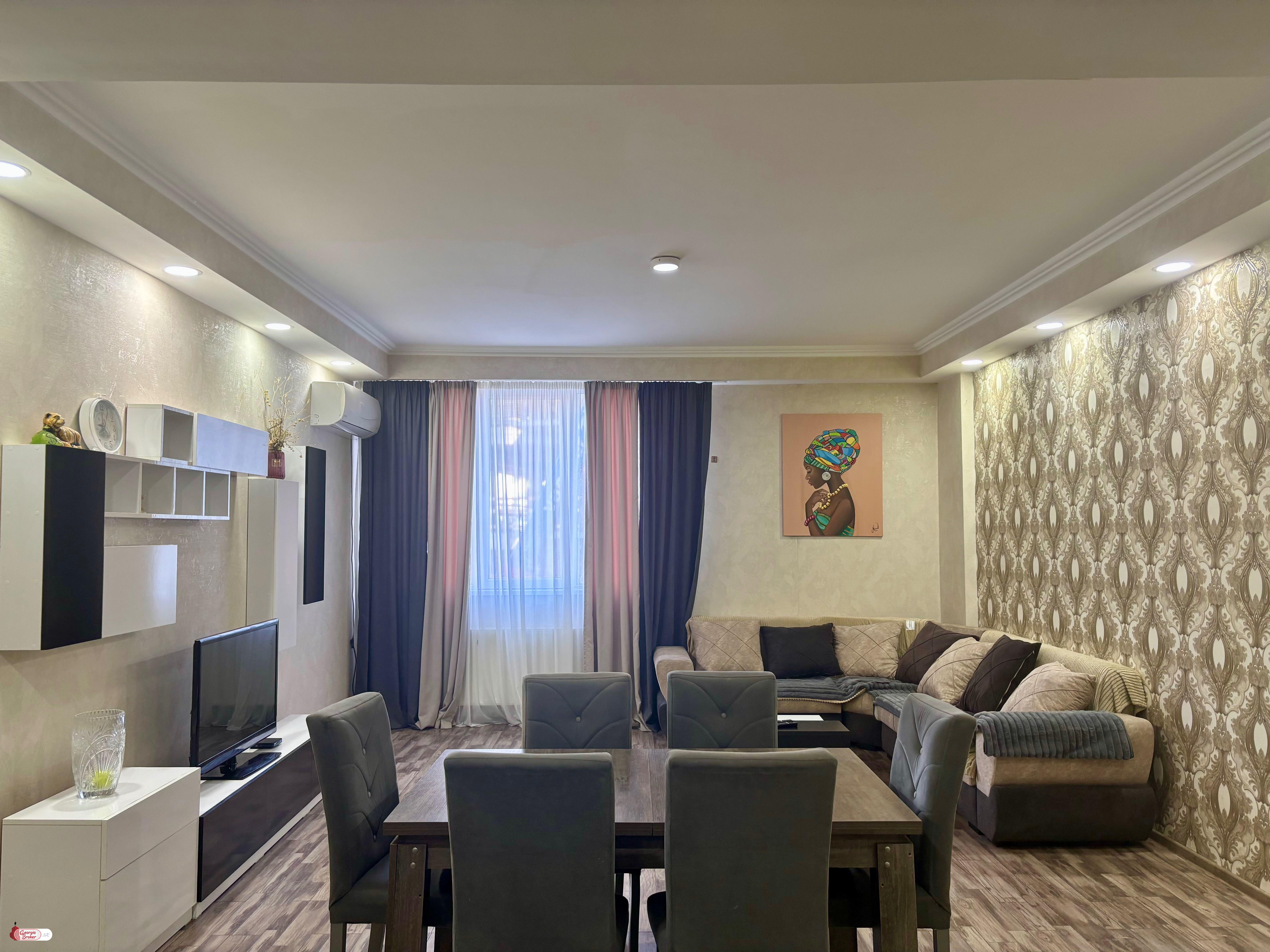 nearly repaired 3-room apartment for sale