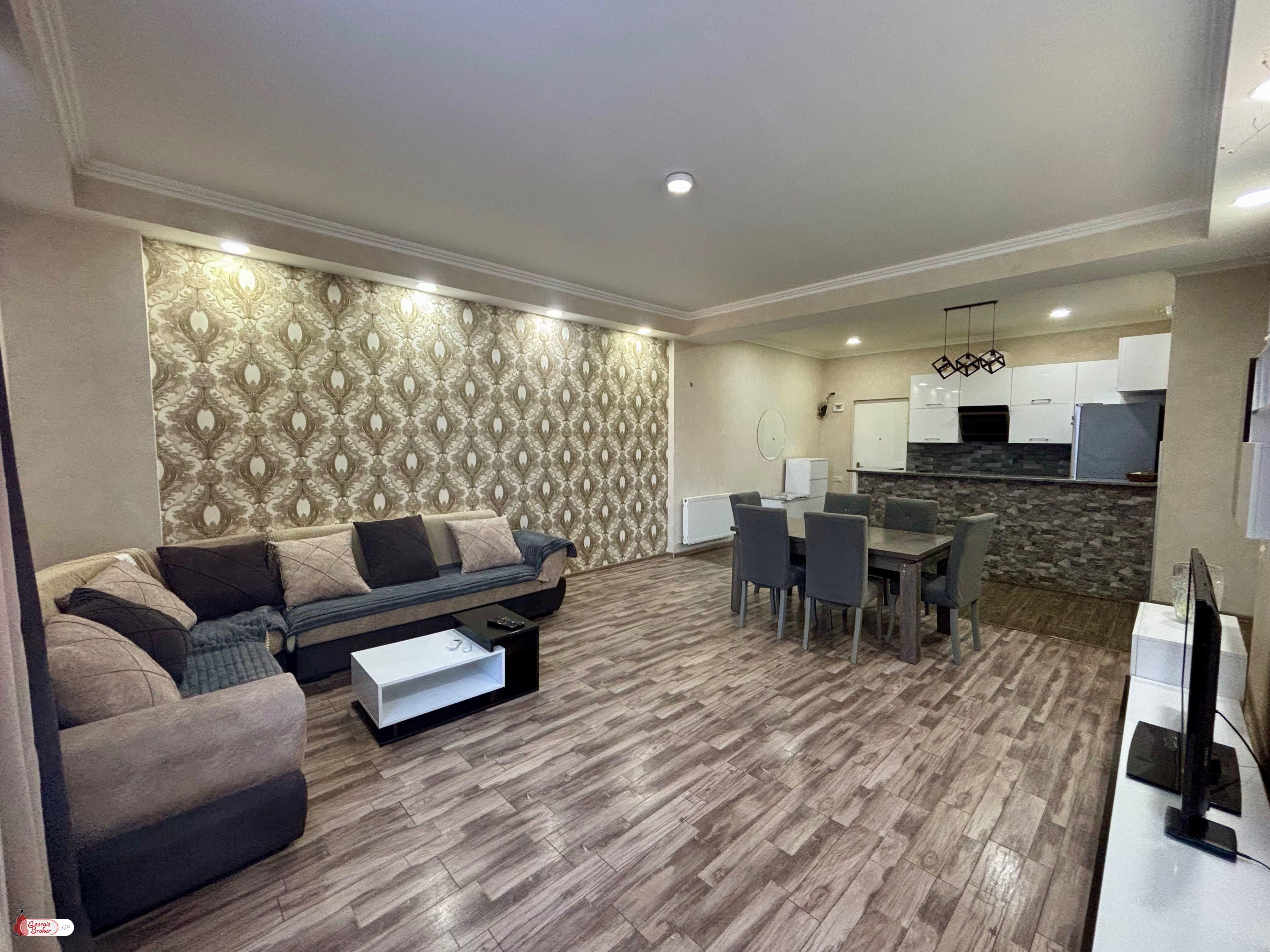 nearly repaired 3-room apartment for sale