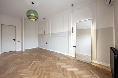 продается квартира с новым ремонтом 5-комнат