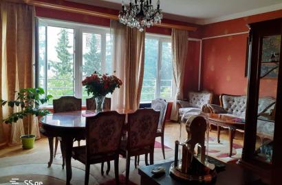 იყიდება ახალი გარემონტებული 4 ოთახიანი ბინა