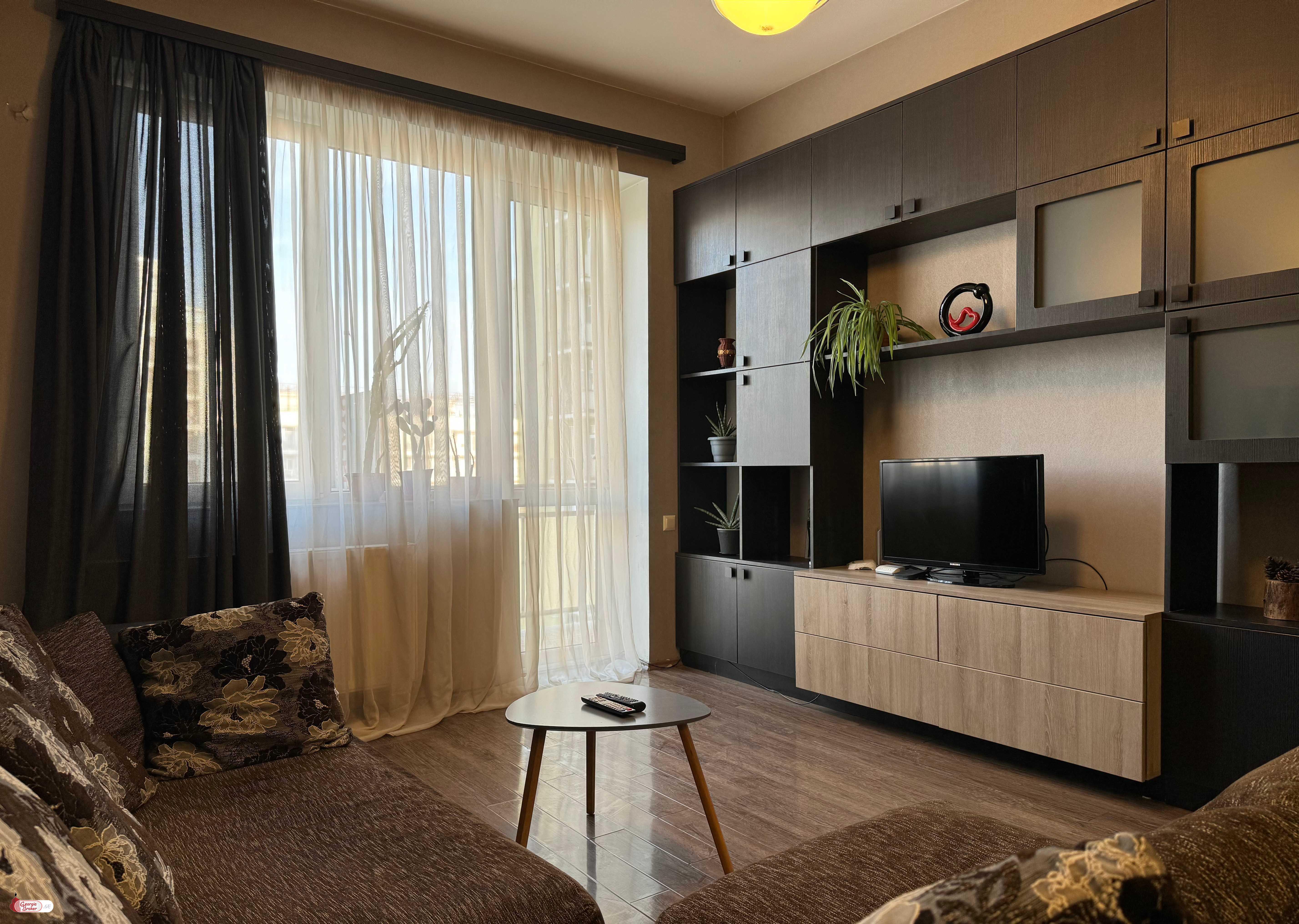 იყიდება ახალი გარემონტებული 2 ოთახიანი ბინა