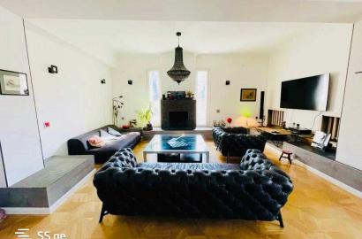 იყიდება ახალი გარემონტებული 5 ოთახიანი ბინა