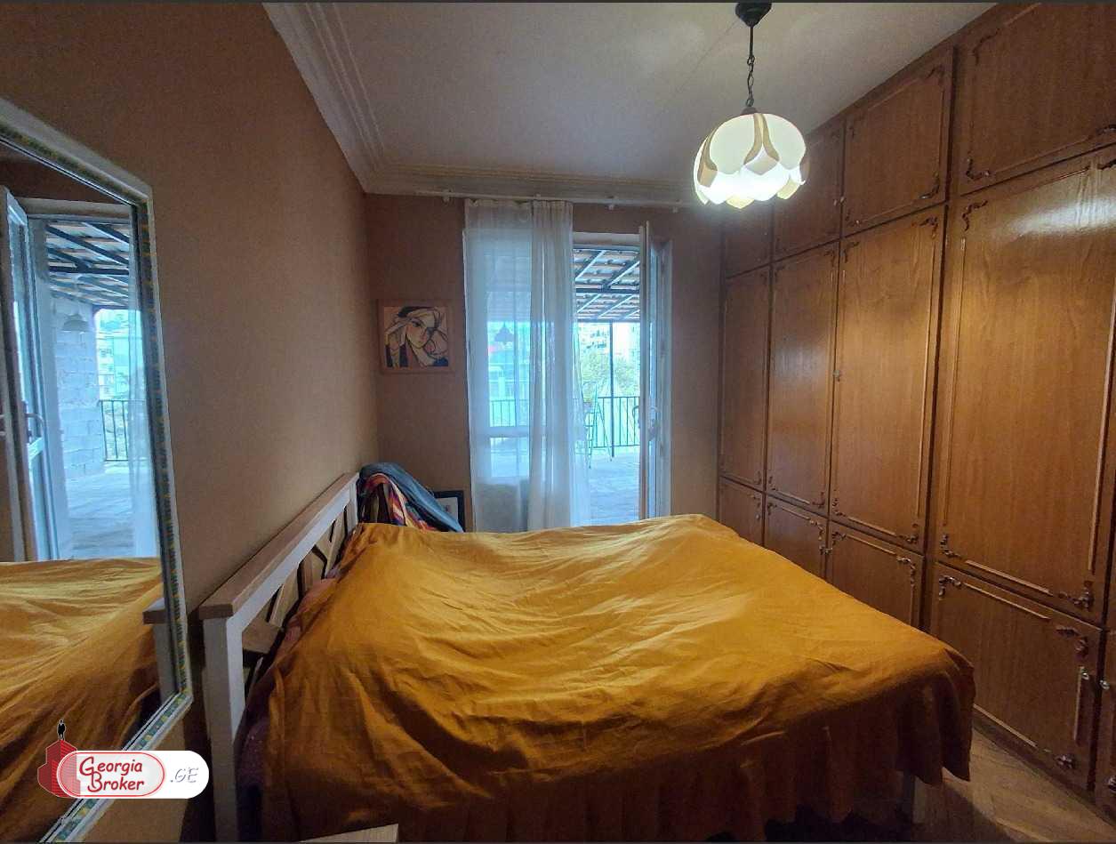 იყიდება ახალი გარემონტებული 3 ოთახიანი ბინა