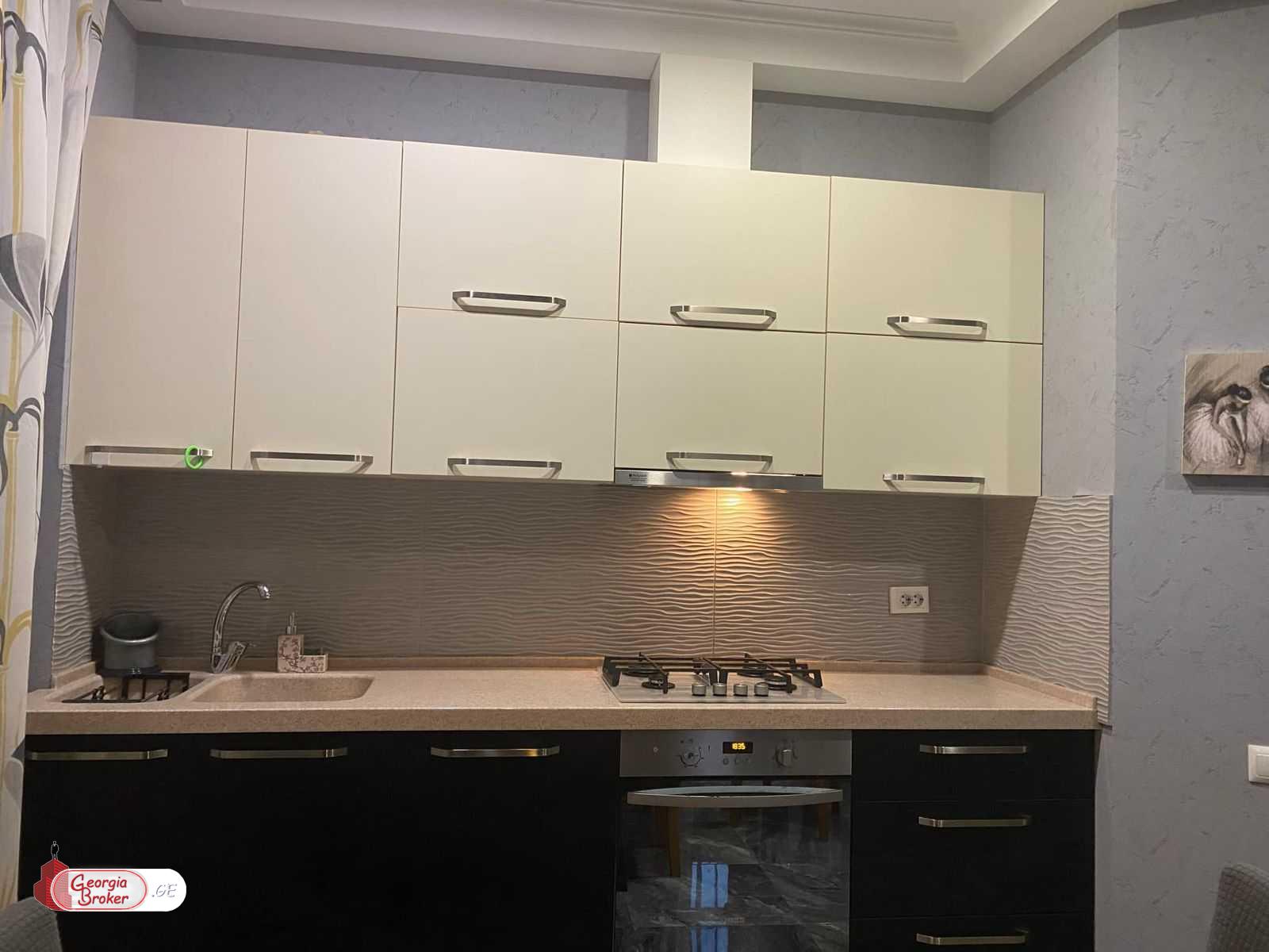 იყიდება ახალი გარემონტებული 3 ოთახიანი ბინა