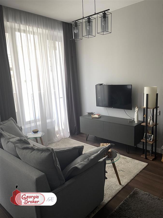 იყიდება ახალი გარემონტებული 2 ოთახიანი ბინა