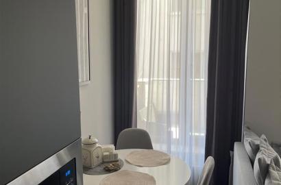 იყიდება ახალი გარემონტებული 2 ოთახიანი ბინა